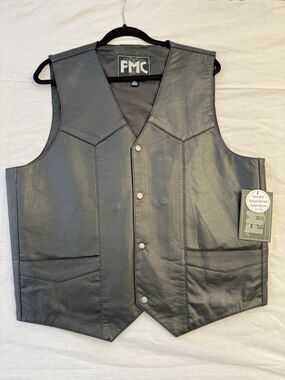 New FMC First Manufacturing Vest Men Large Leather Top Shot Biker Conceal Black